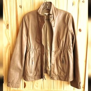 VINCE. Hobo Tan Authentic Vintage Genuine tan leather Jaquet Women XS